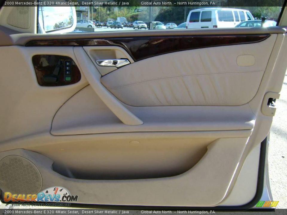 2000 Mercedes-Benz E 320 4Matic Sedan Desert Silver Metallic / Java Photo #24