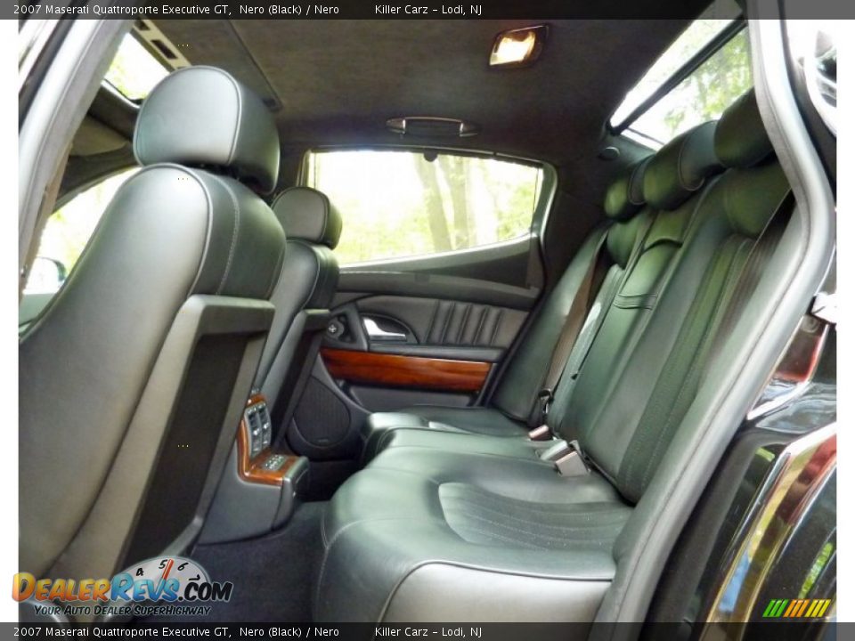 Rear Seat of 2007 Maserati Quattroporte Executive GT Photo #29