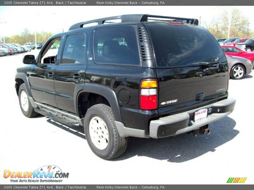 2005 Chevrolet Tahoe Z71 4x4 Black / Tan/Neutral Photo #2