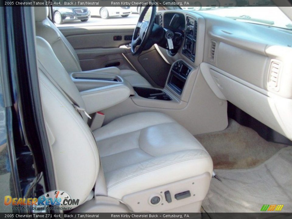 2005 Chevrolet Tahoe Z71 4x4 Black / Tan/Neutral Photo #7