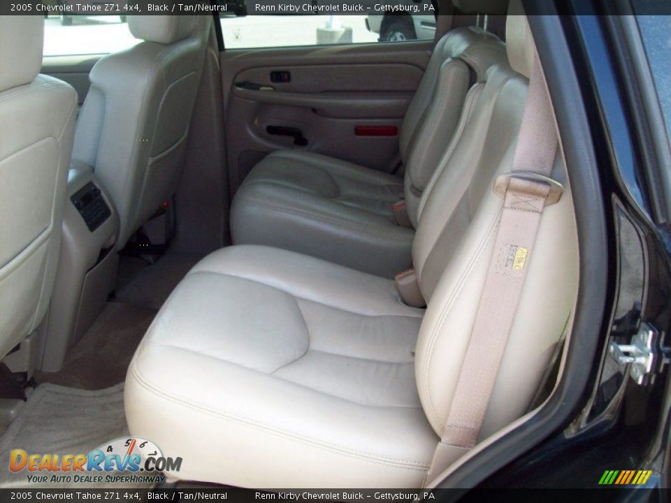 2005 Chevrolet Tahoe Z71 4x4 Black / Tan/Neutral Photo #19