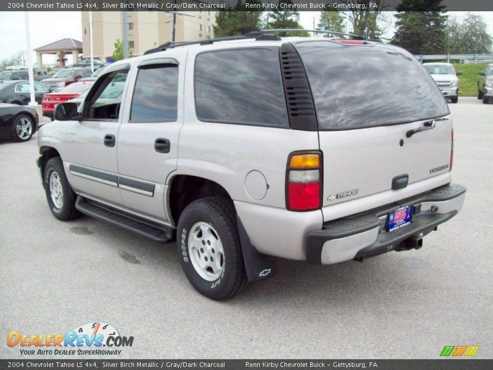2004 Chevrolet Tahoe LS 4x4 Silver Birch Metallic / Gray/Dark Charcoal Photo #2