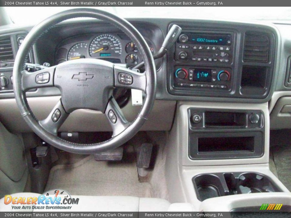 2004 Chevrolet Tahoe LS 4x4 Silver Birch Metallic / Gray/Dark Charcoal Photo #7