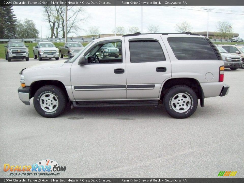 2004 Chevrolet Tahoe LS 4x4 Silver Birch Metallic / Gray/Dark Charcoal Photo #11