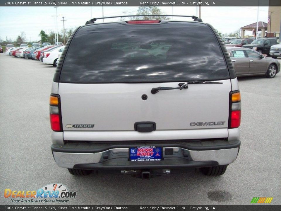 2004 Chevrolet Tahoe LS 4x4 Silver Birch Metallic / Gray/Dark Charcoal Photo #12