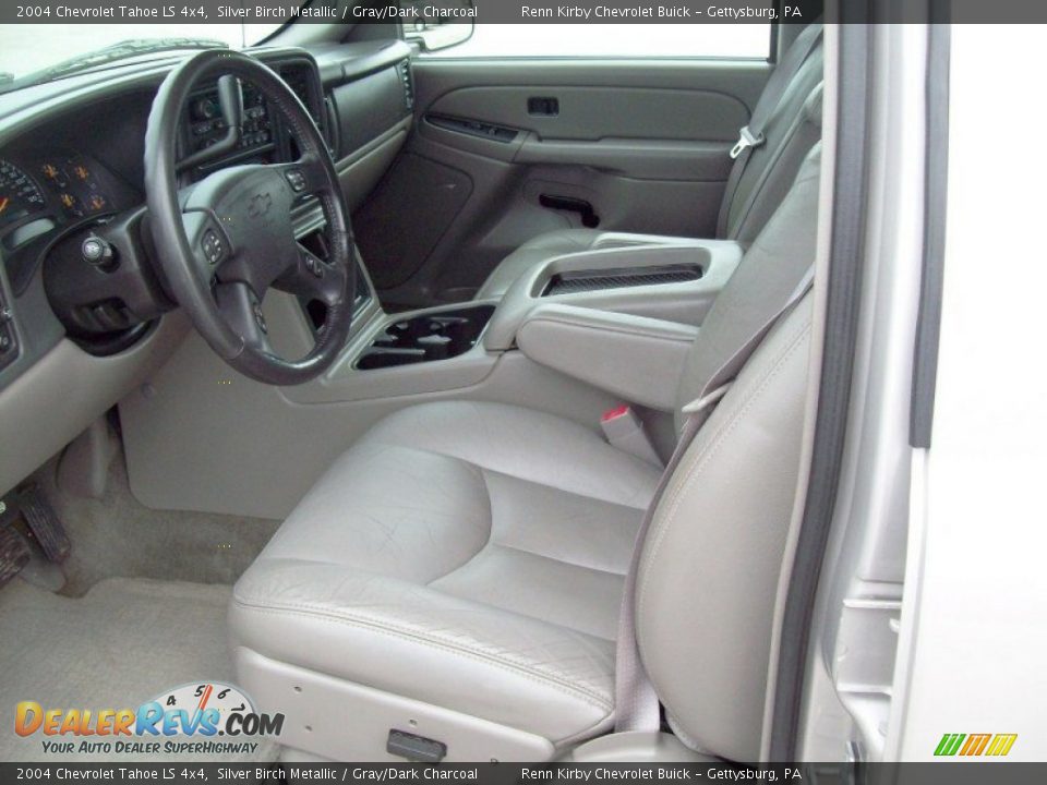 2004 Chevrolet Tahoe LS 4x4 Silver Birch Metallic / Gray/Dark Charcoal Photo #17