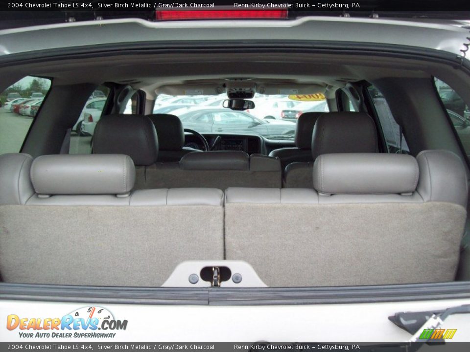 2004 Chevrolet Tahoe LS 4x4 Silver Birch Metallic / Gray/Dark Charcoal Photo #20