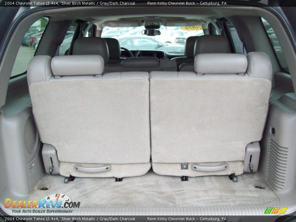 2004 Chevrolet Tahoe LS 4x4 Silver Birch Metallic / Gray/Dark Charcoal Photo #21