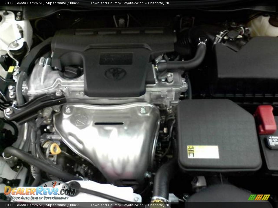 2012 Toyota Camry SE Super White / Black Photo #10