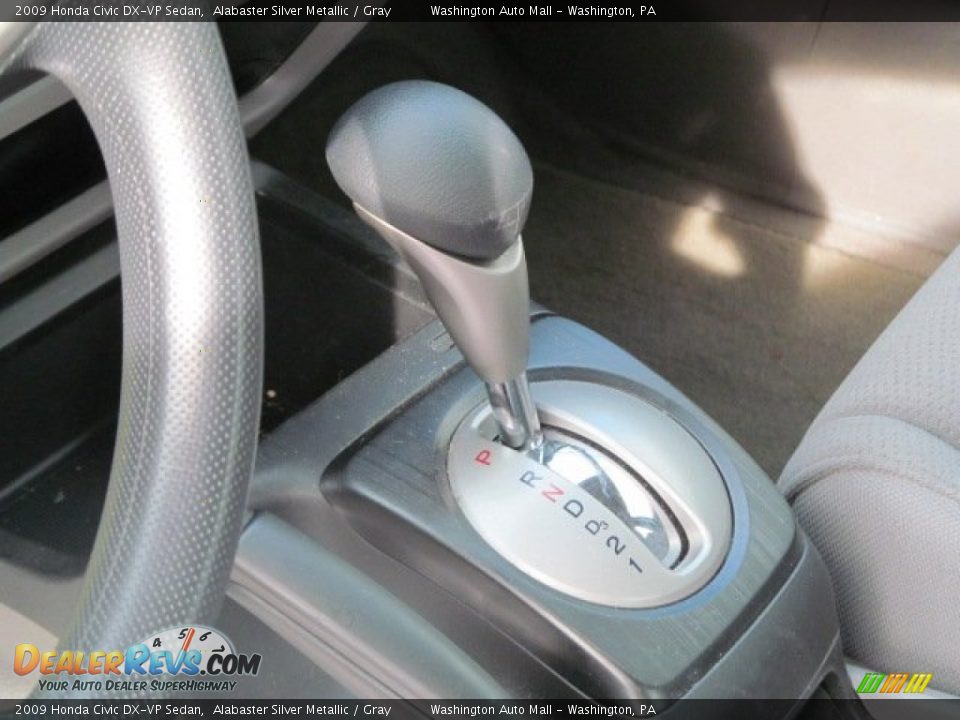 2009 Honda Civic DX-VP Sedan Shifter Photo #15