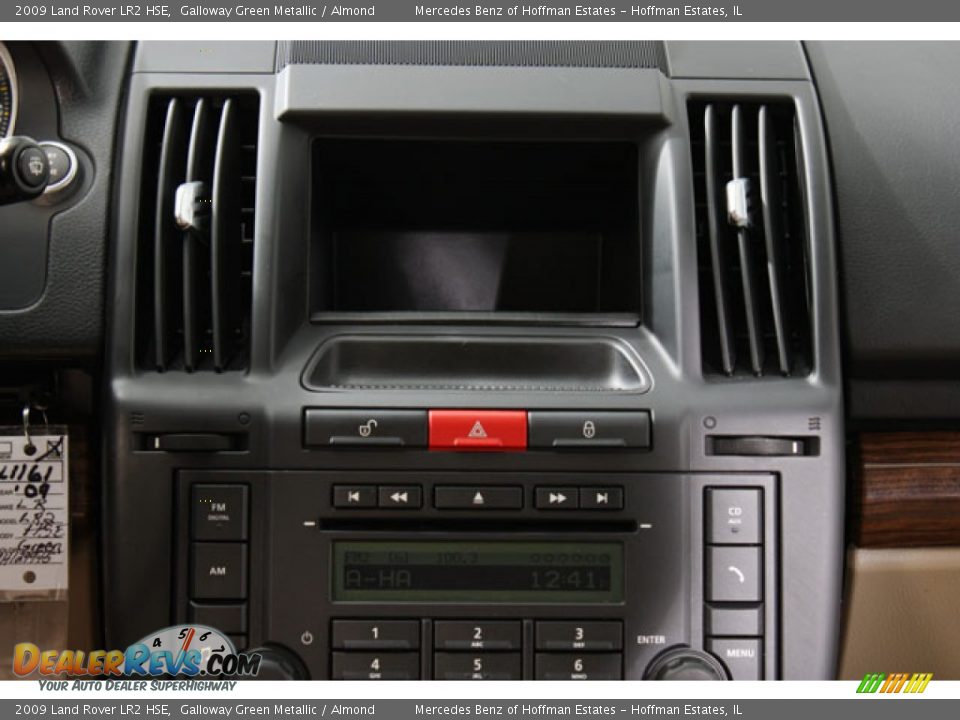 2009 Land Rover LR2 HSE Galloway Green Metallic / Almond Photo #10