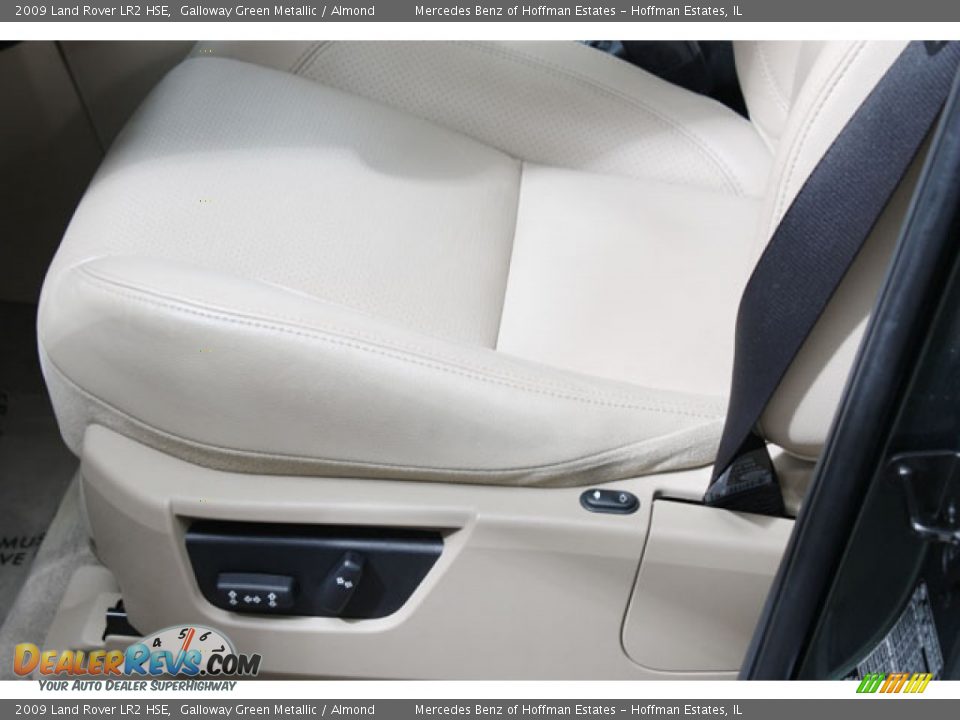 2009 Land Rover LR2 HSE Galloway Green Metallic / Almond Photo #20