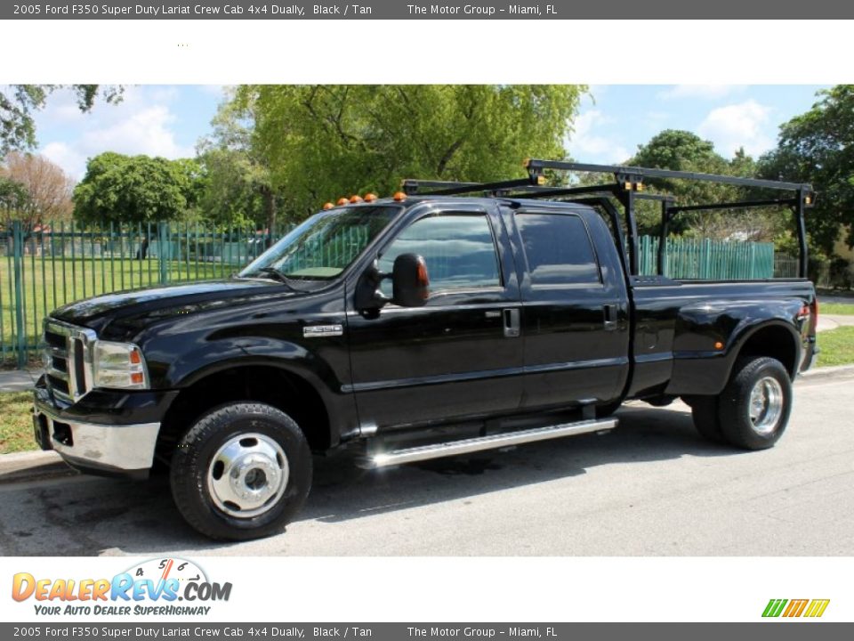 2005 Ford F350 Super Duty Lariat Crew Cab 4x4 Dually Black / Tan Photo #3
