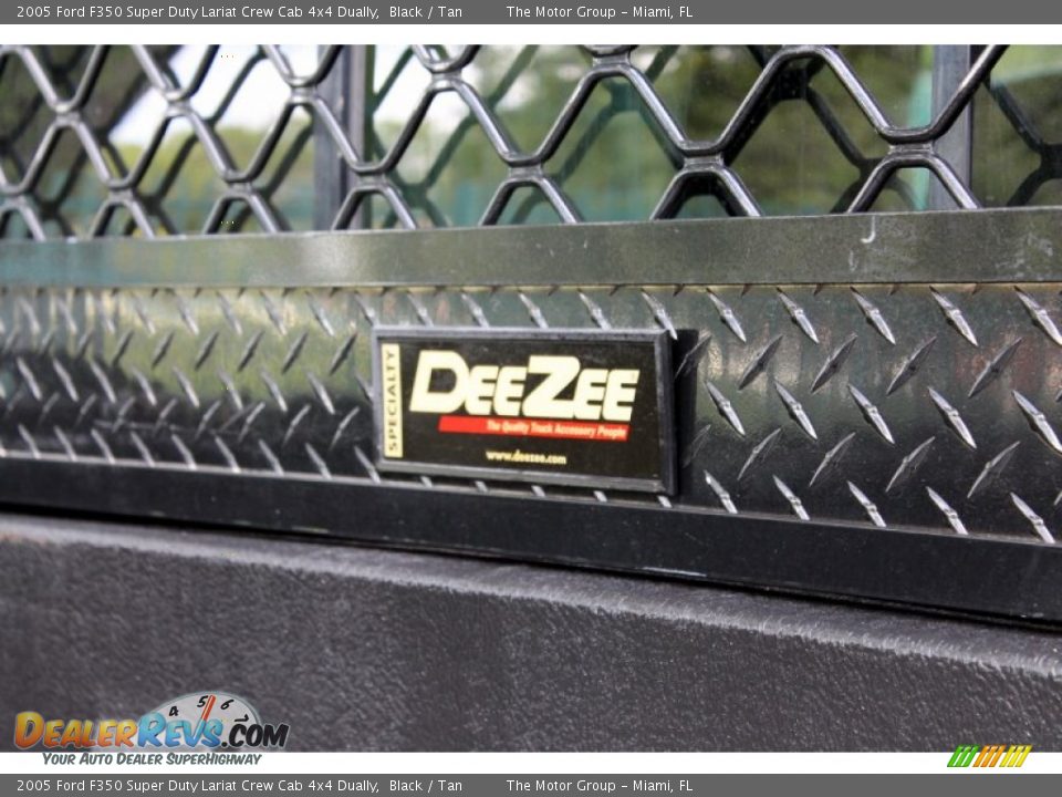 2005 Ford F350 Super Duty Lariat Crew Cab 4x4 Dually Black / Tan Photo #23