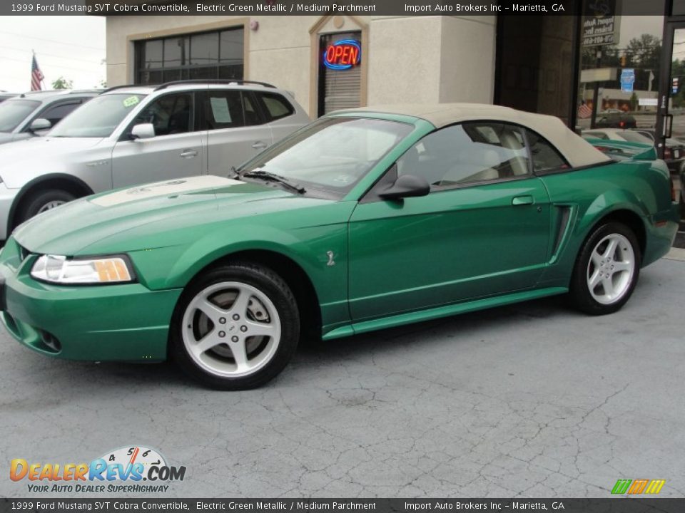 Electric Green Metallic 1999 Ford Mustang SVT Cobra Convertible Photo #4