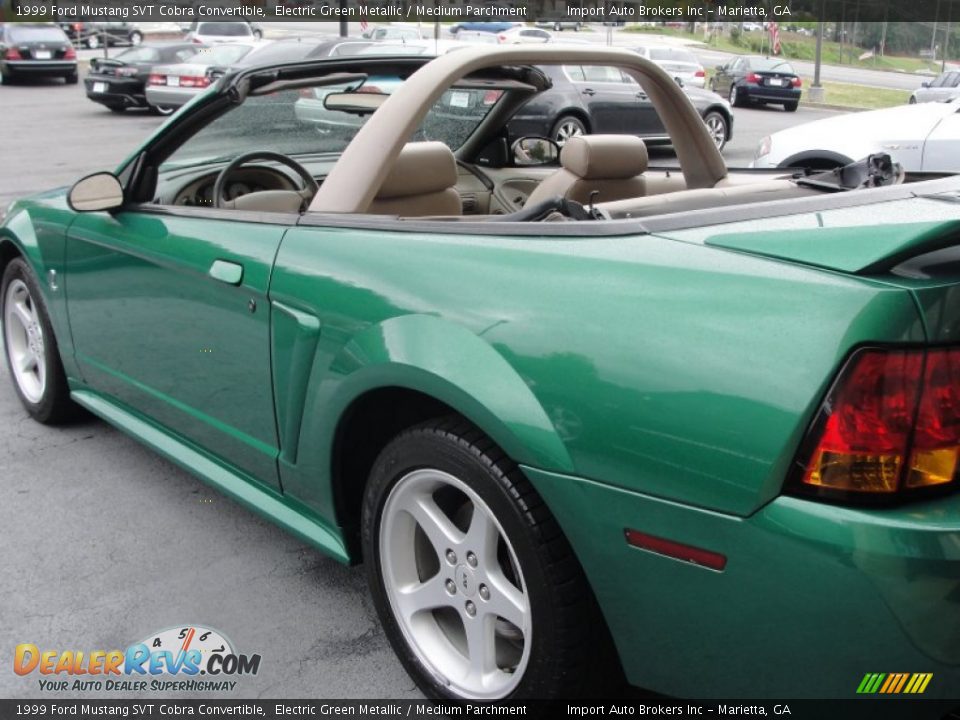 1999 Ford Mustang SVT Cobra Convertible Electric Green Metallic / Medium Parchment Photo #19