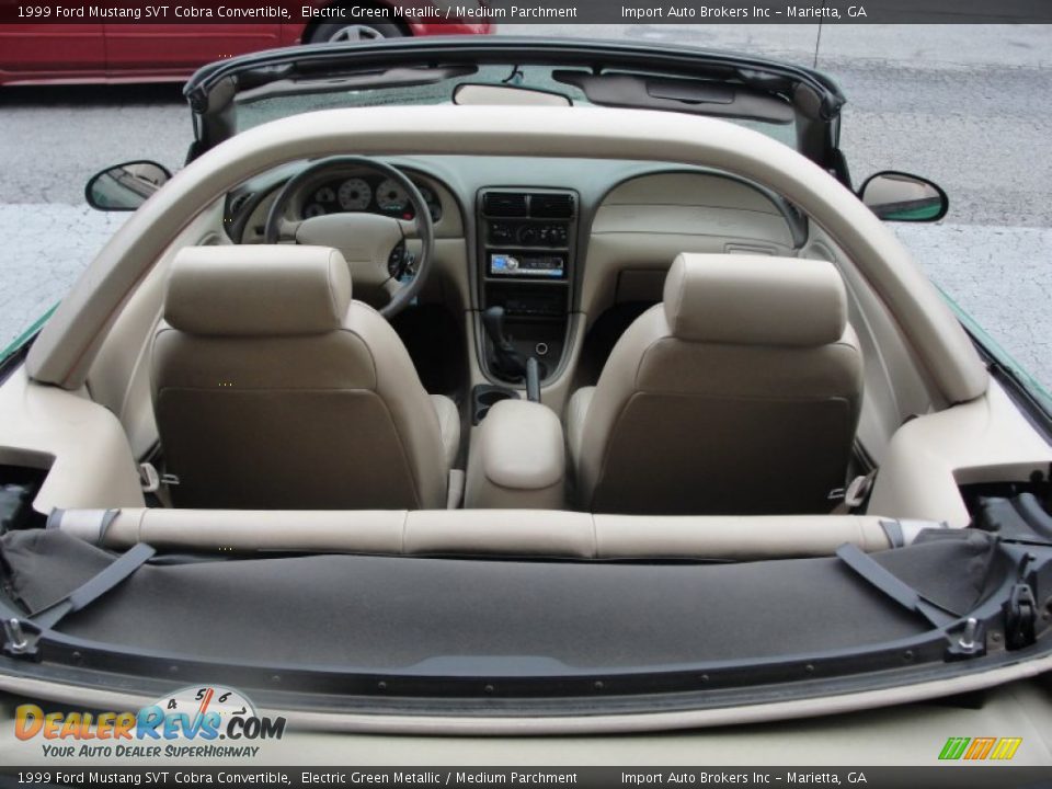 Medium Parchment Interior - 1999 Ford Mustang SVT Cobra Convertible Photo #21