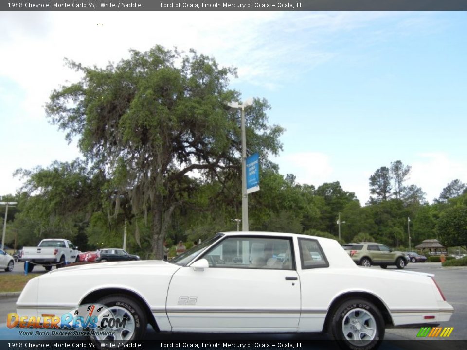 1988 Chevrolet Monte Carlo SS White / Saddle Photo #2