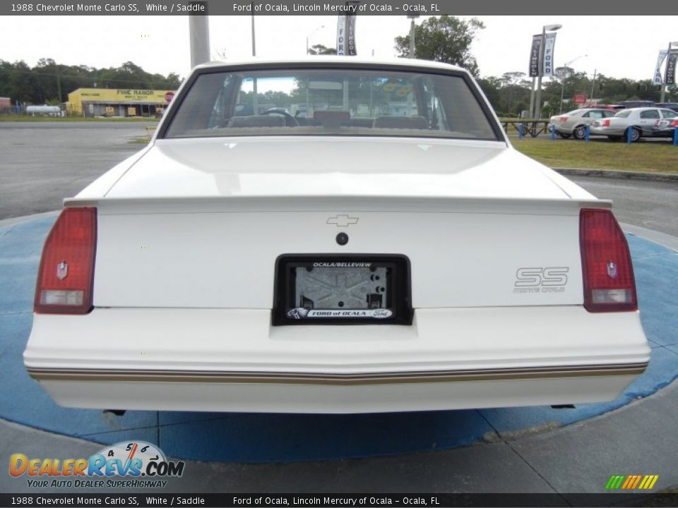 1988 Chevrolet Monte Carlo SS White / Saddle Photo #4