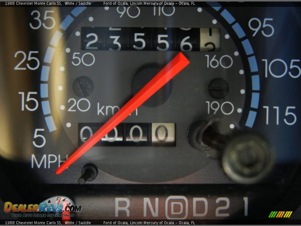 1988 Chevrolet Monte Carlo SS White / Saddle Photo #24