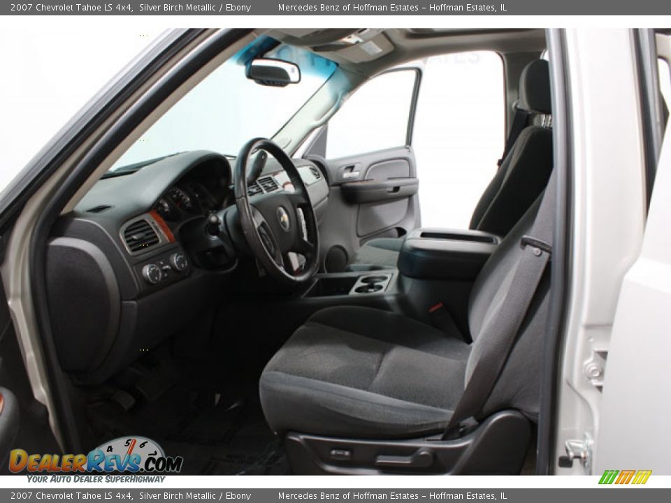 2007 Chevrolet Tahoe LS 4x4 Silver Birch Metallic / Ebony Photo #17