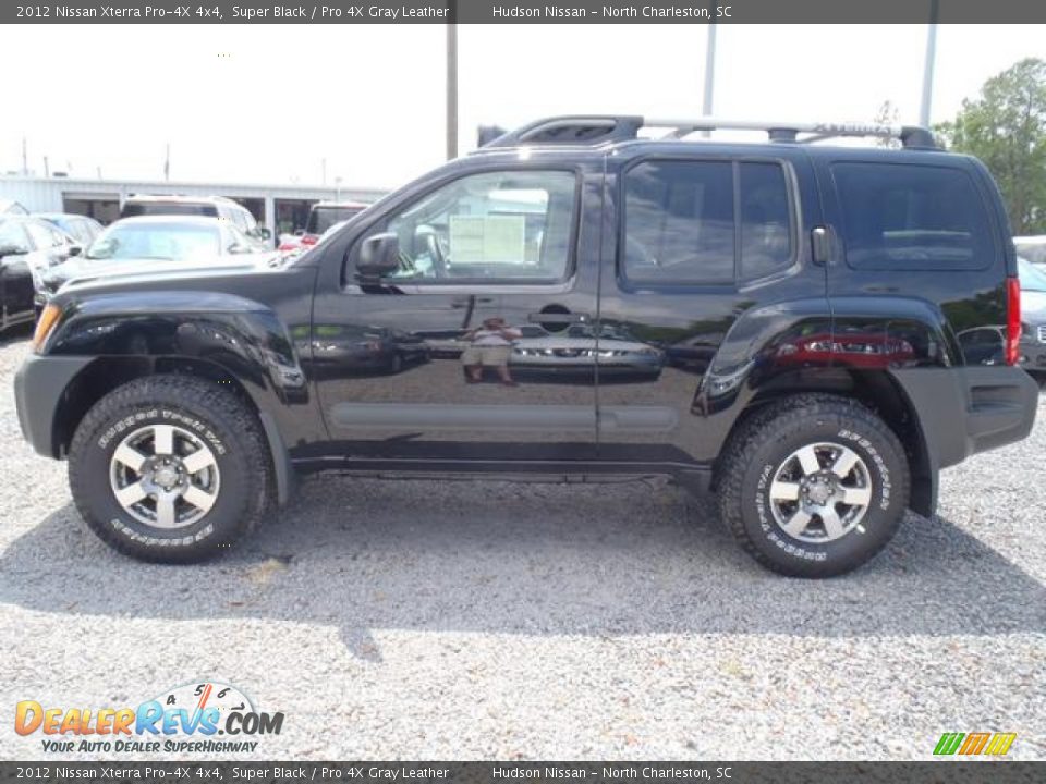 2012 Nissan Xterra Pro 4X 4x4 Super Black Pro 4X Gray Leather Photo 