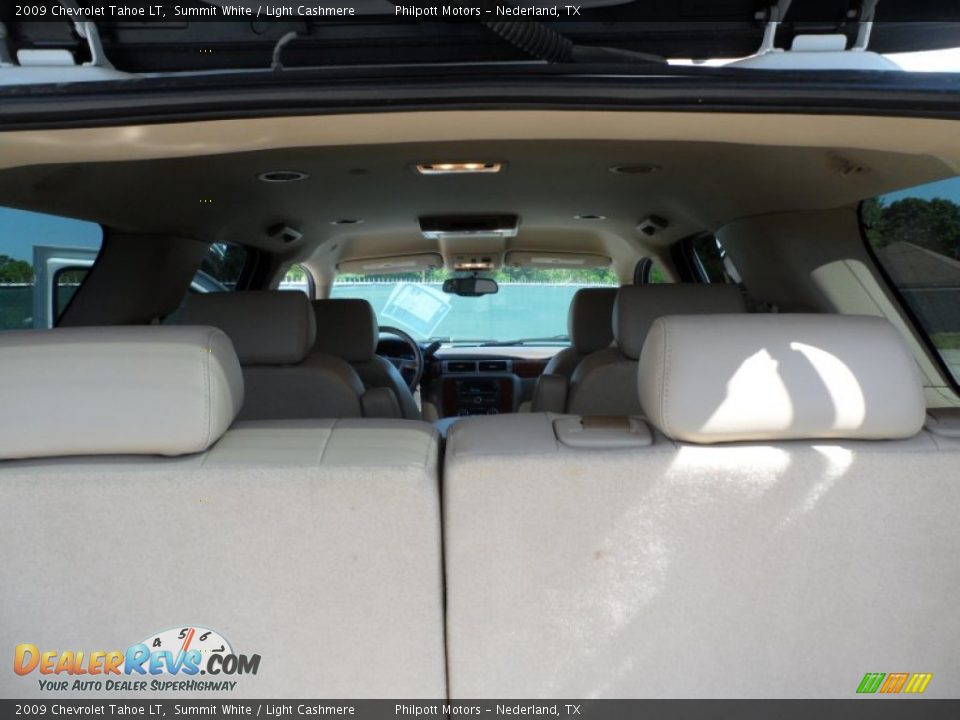2009 Chevrolet Tahoe LT Summit White / Light Cashmere Photo #24
