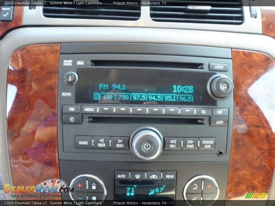 2009 Chevrolet Tahoe LT Summit White / Light Cashmere Photo #36