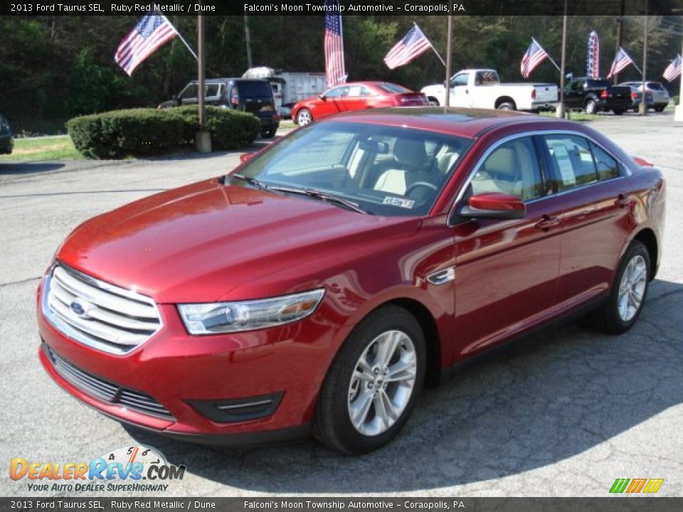 2013 Ford Taurus SEL Ruby Red Metallic / Dune Photo #4