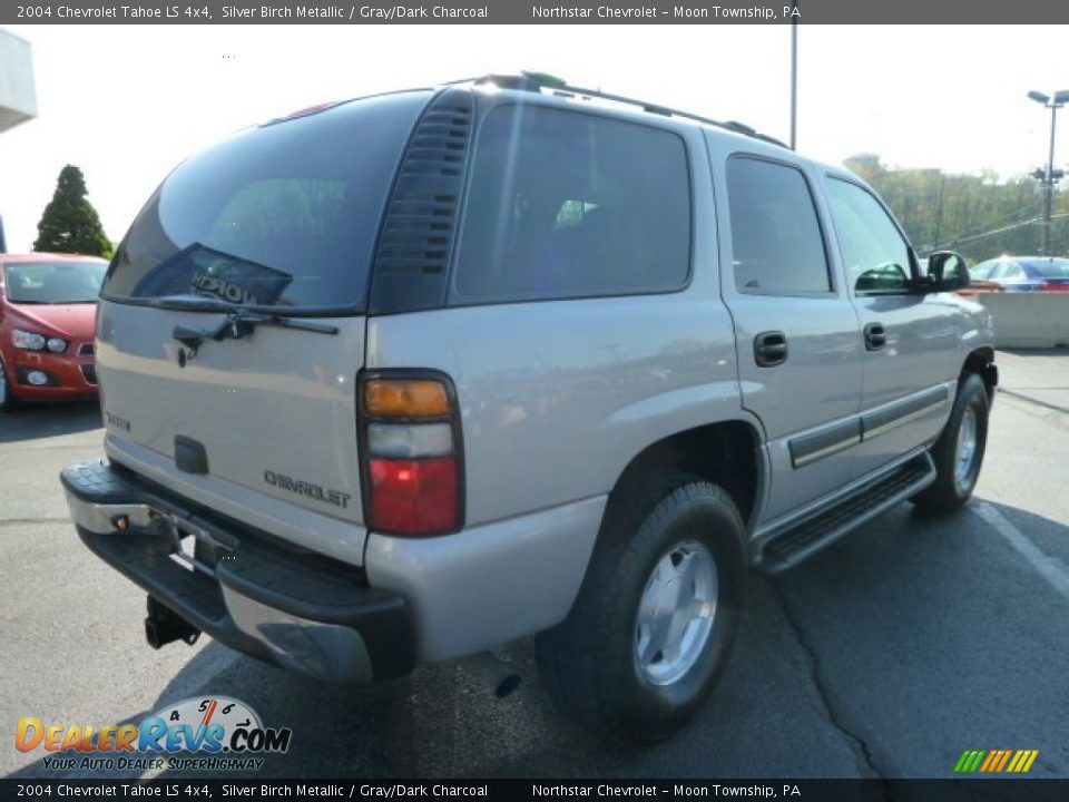 2004 Chevrolet Tahoe LS 4x4 Silver Birch Metallic / Gray/Dark Charcoal Photo #3