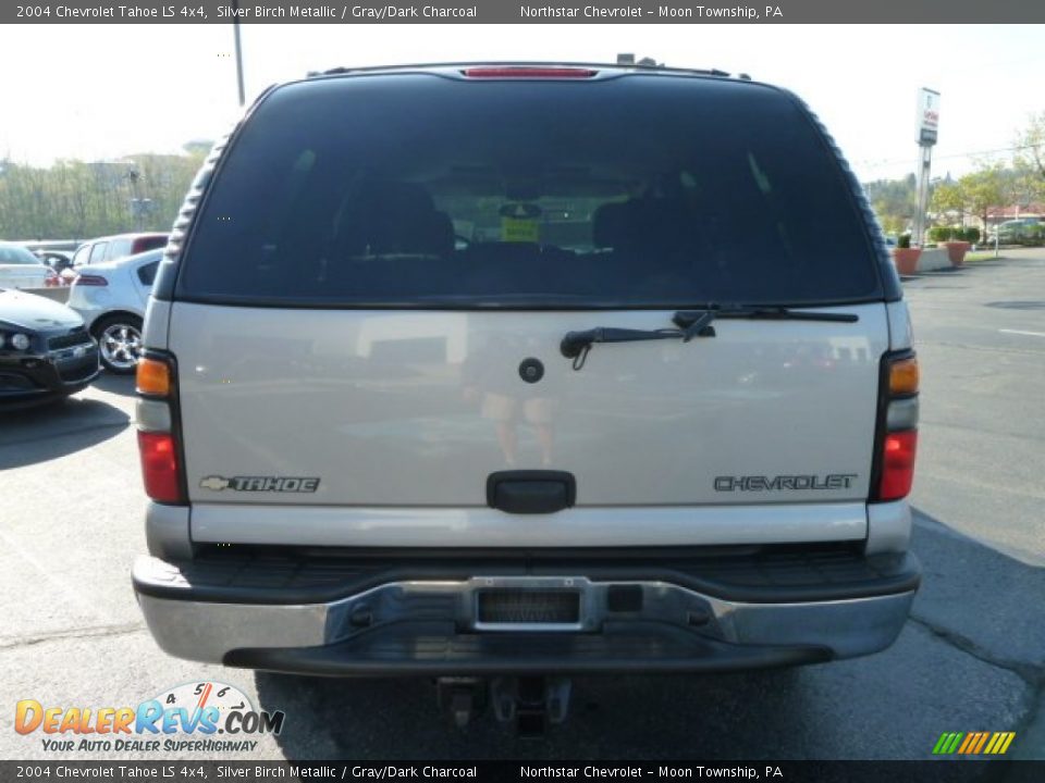 2004 Chevrolet Tahoe LS 4x4 Silver Birch Metallic / Gray/Dark Charcoal Photo #4