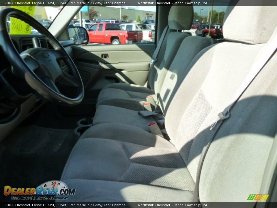 2004 Chevrolet Tahoe LS 4x4 Silver Birch Metallic / Gray/Dark Charcoal Photo #10