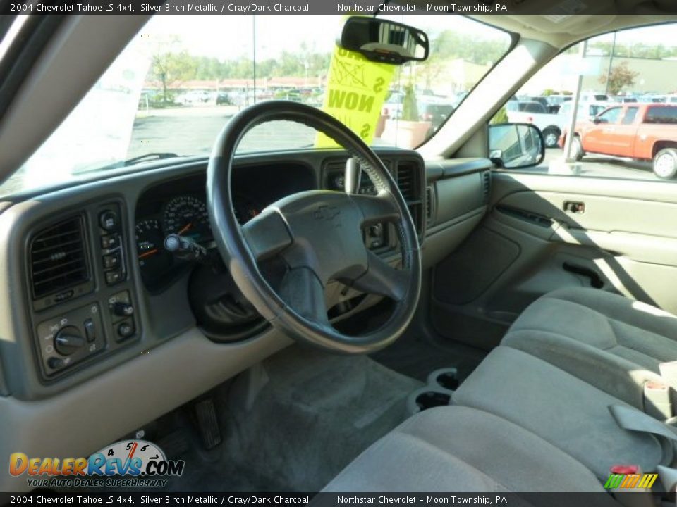 2004 Chevrolet Tahoe LS 4x4 Silver Birch Metallic / Gray/Dark Charcoal Photo #15