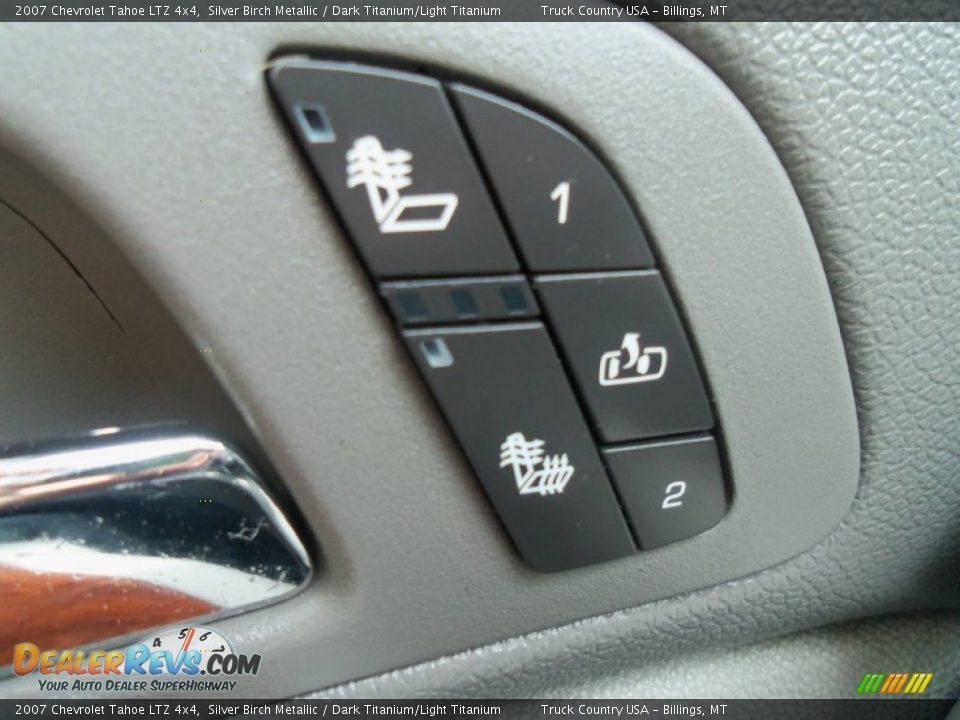 2007 Chevrolet Tahoe LTZ 4x4 Silver Birch Metallic / Dark Titanium/Light Titanium Photo #10