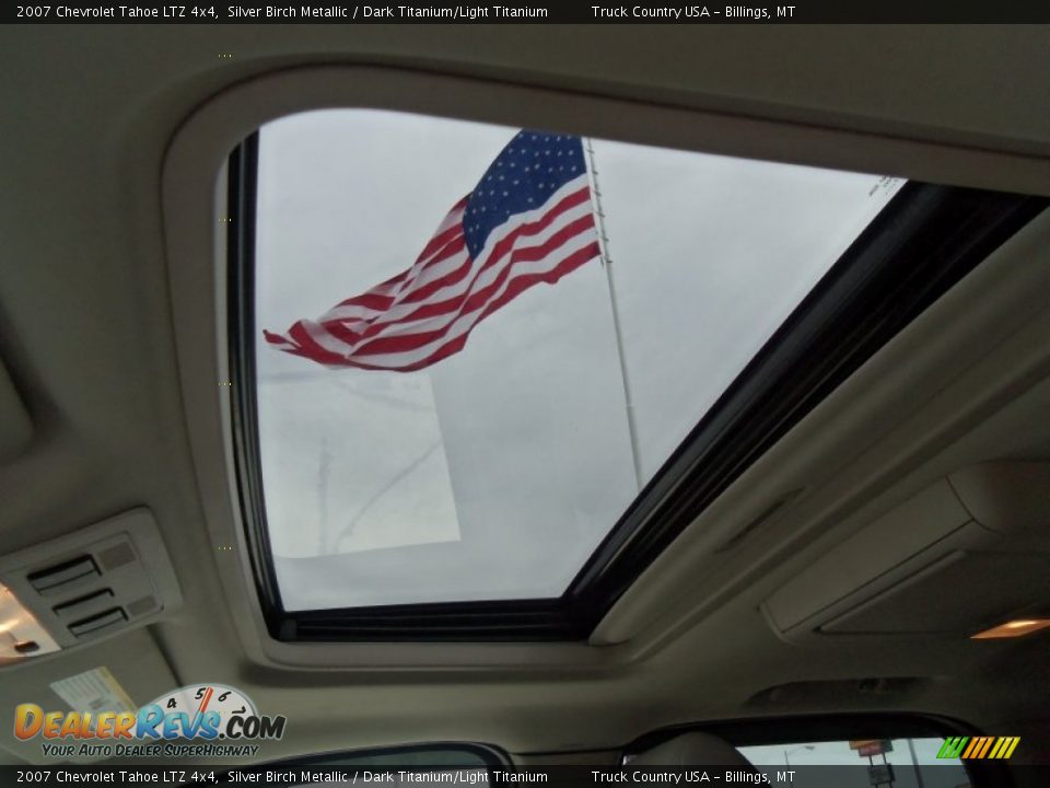 2007 Chevrolet Tahoe LTZ 4x4 Silver Birch Metallic / Dark Titanium/Light Titanium Photo #27