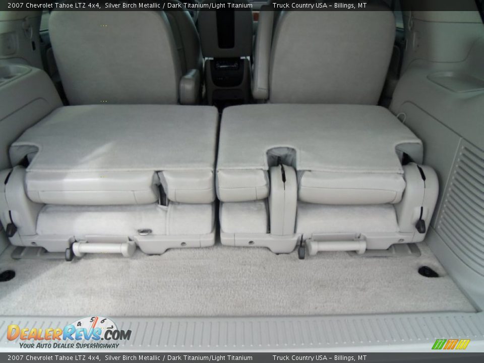 2007 Chevrolet Tahoe LTZ 4x4 Silver Birch Metallic / Dark Titanium/Light Titanium Photo #36