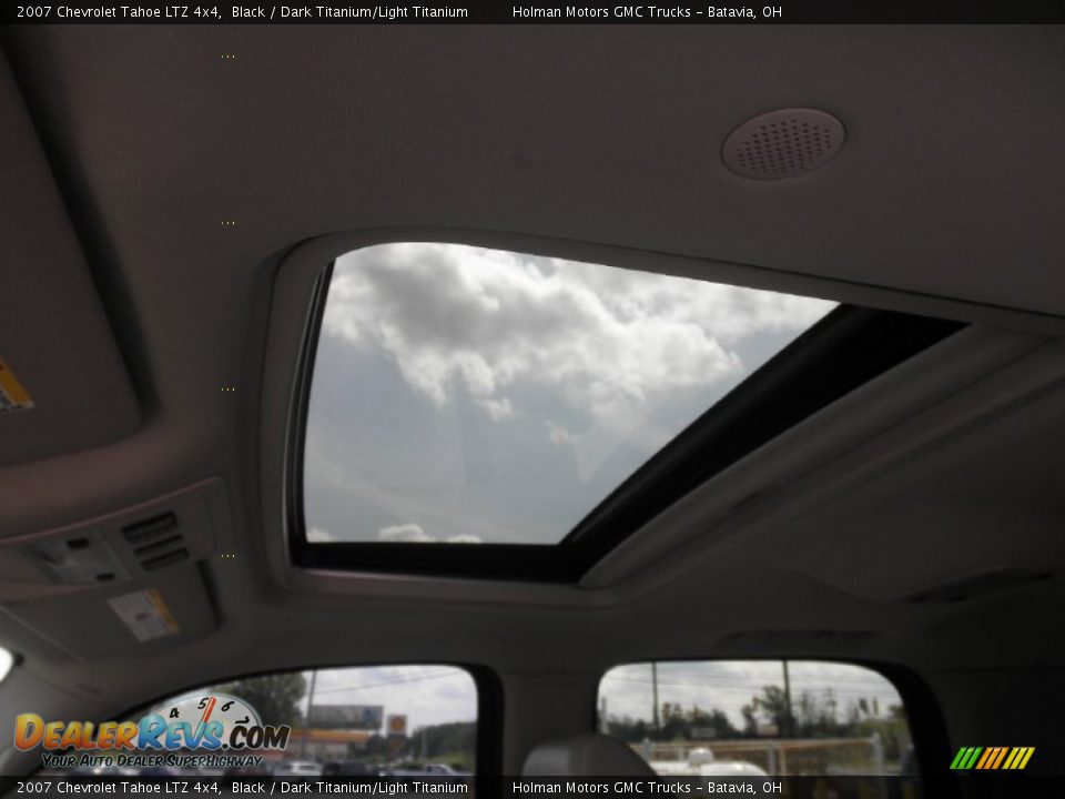 2007 Chevrolet Tahoe LTZ 4x4 Black / Dark Titanium/Light Titanium Photo #13