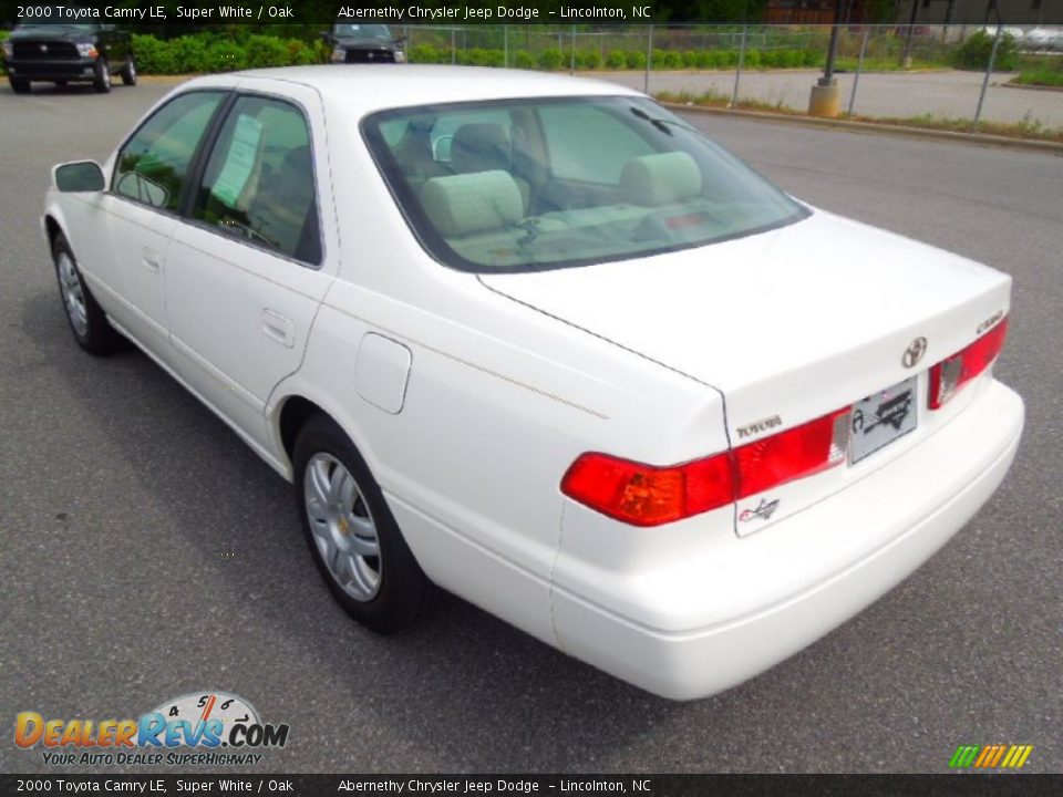 2000 Toyota Camry LE Super White / Oak Photo #5