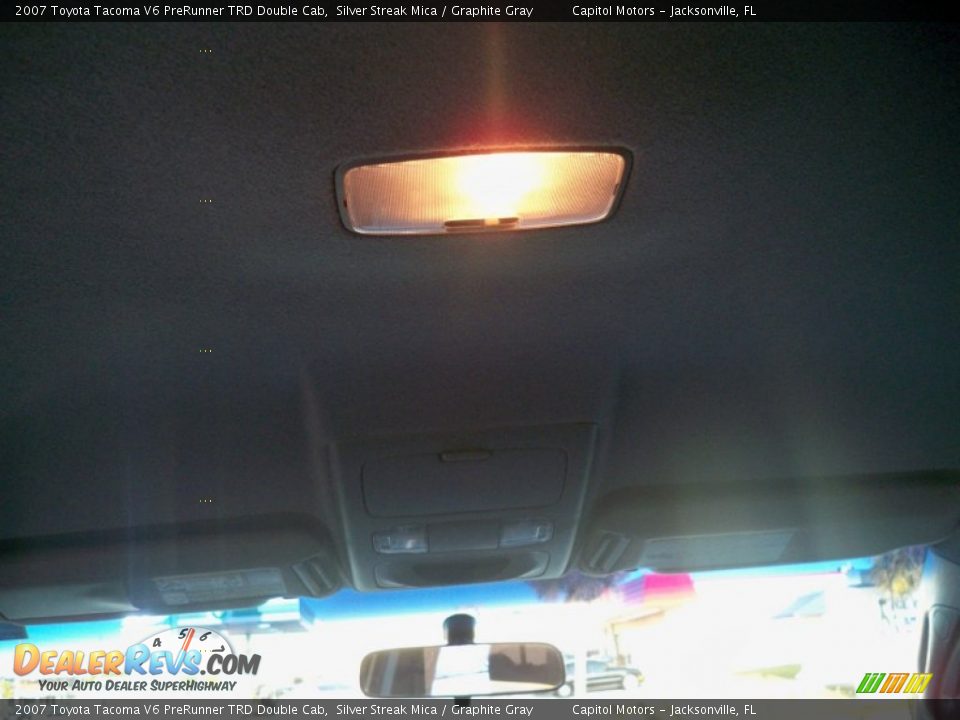 2007 Toyota Tacoma V6 PreRunner TRD Double Cab Silver Streak Mica / Graphite Gray Photo #10