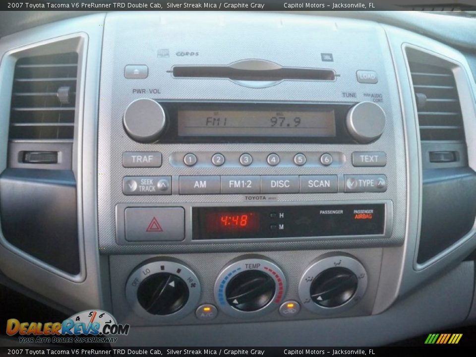 2007 Toyota Tacoma V6 PreRunner TRD Double Cab Silver Streak Mica / Graphite Gray Photo #18