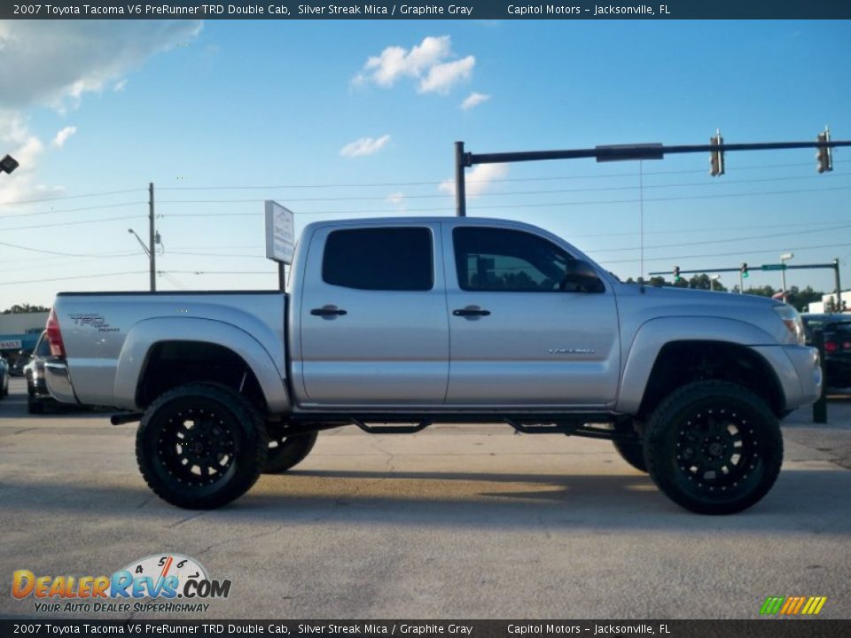 2007 Toyota Tacoma V6 PreRunner TRD Double Cab Silver Streak Mica / Graphite Gray Photo #31