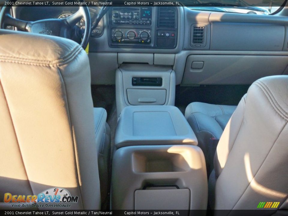 2001 Chevrolet Tahoe LT Sunset Gold Metallic / Tan/Neutral Photo #12