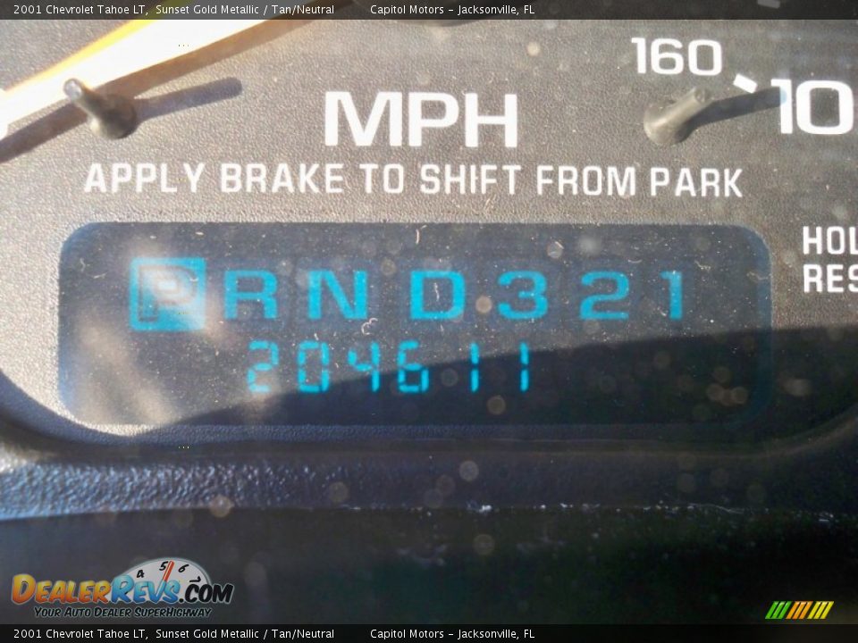 2001 Chevrolet Tahoe LT Sunset Gold Metallic / Tan/Neutral Photo #20