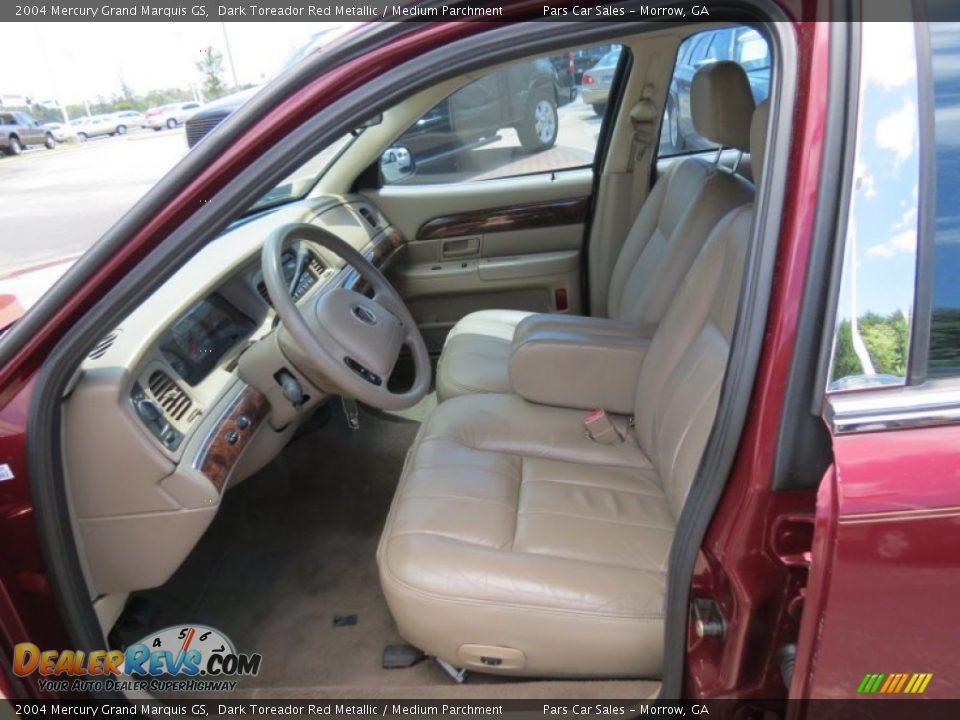 2004 Mercury Grand Marquis GS Dark Toreador Red Metallic / Medium Parchment Photo #6