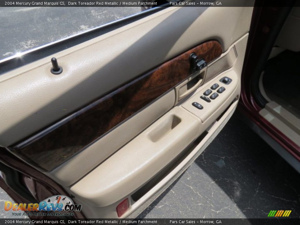 2004 Mercury Grand Marquis GS Dark Toreador Red Metallic / Medium Parchment Photo #7