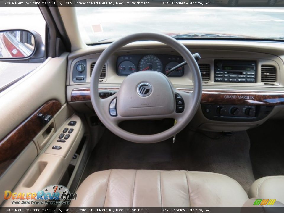 2004 Mercury Grand Marquis GS Dark Toreador Red Metallic / Medium Parchment Photo #12