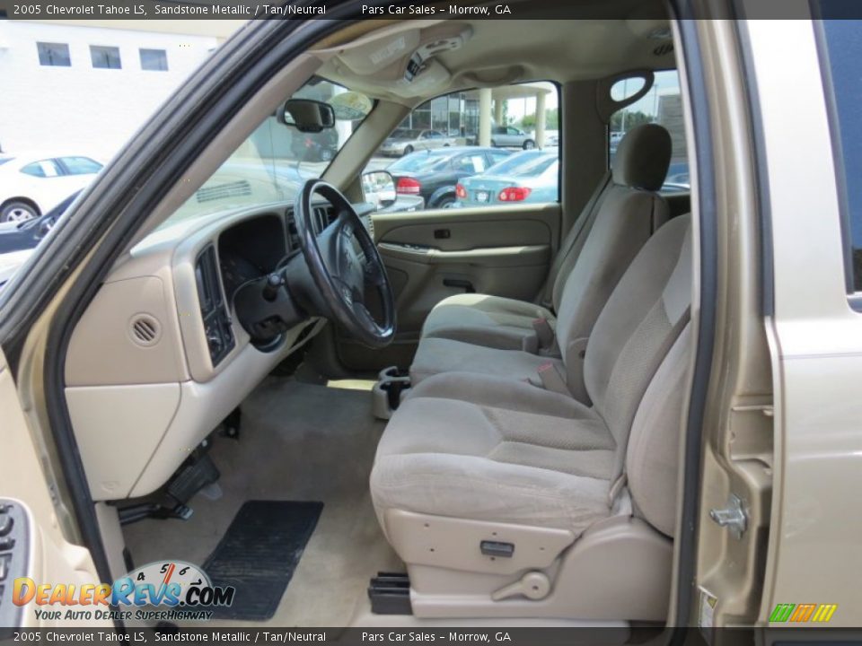 2005 Chevrolet Tahoe LS Sandstone Metallic / Tan/Neutral Photo #6