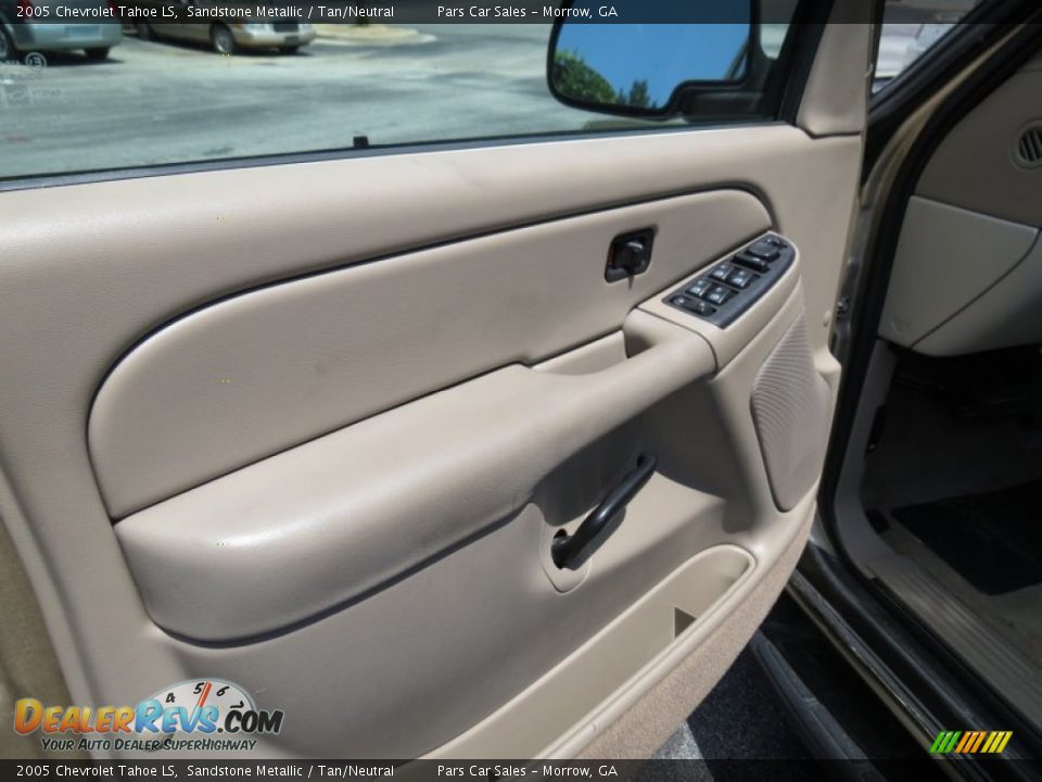 2005 Chevrolet Tahoe LS Sandstone Metallic / Tan/Neutral Photo #7