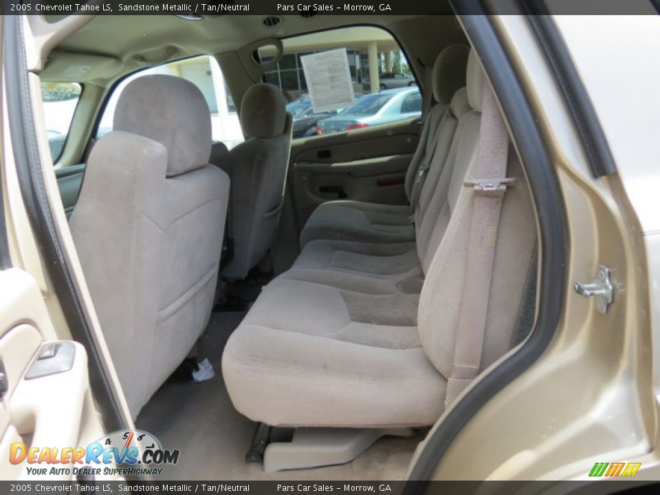 2005 Chevrolet Tahoe LS Sandstone Metallic / Tan/Neutral Photo #8