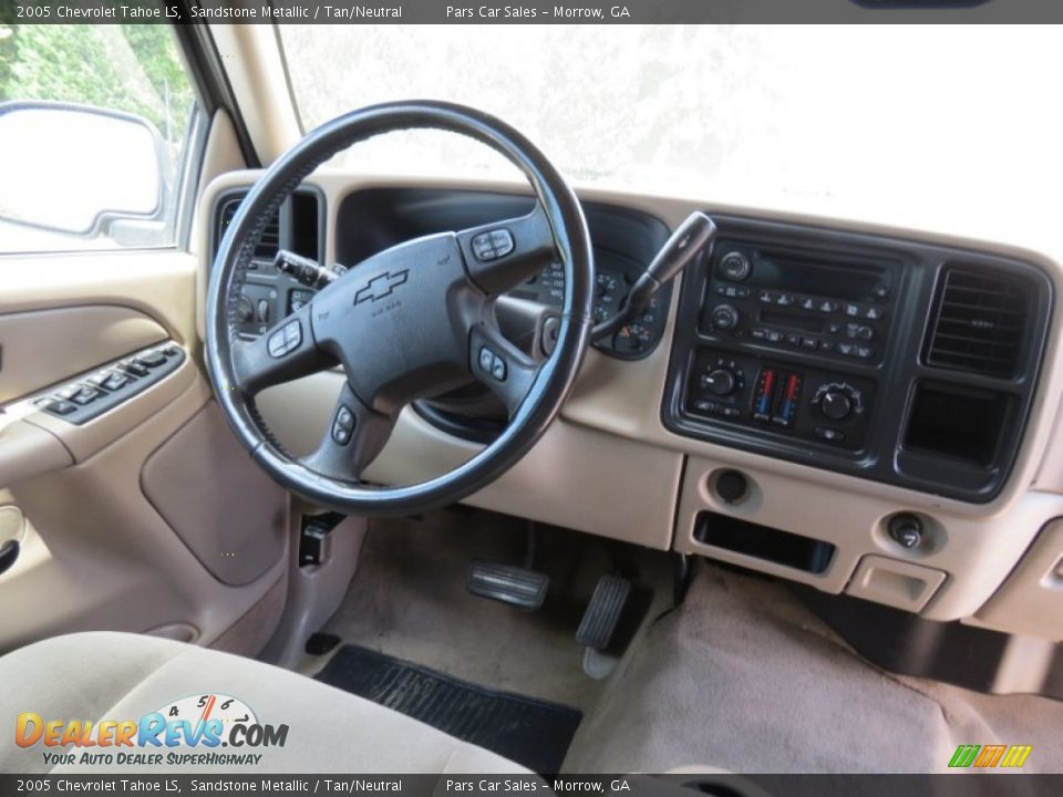 2005 Chevrolet Tahoe LS Sandstone Metallic / Tan/Neutral Photo #10